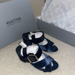 Reaction Kenneth Cole Navy Velvet Buckle Block Heel Sandals